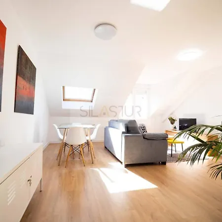 Escalerona By Silastur アパート